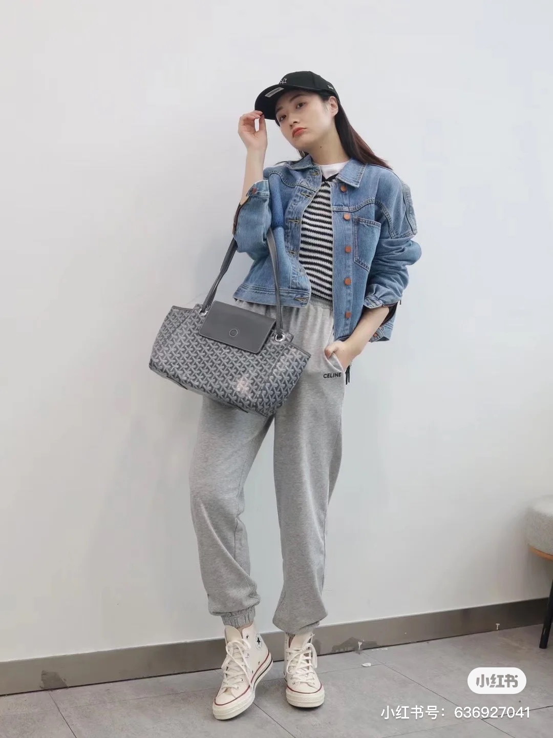 It belongs to the category of bags that can be carried without makeup - BeautyMakeUp 3