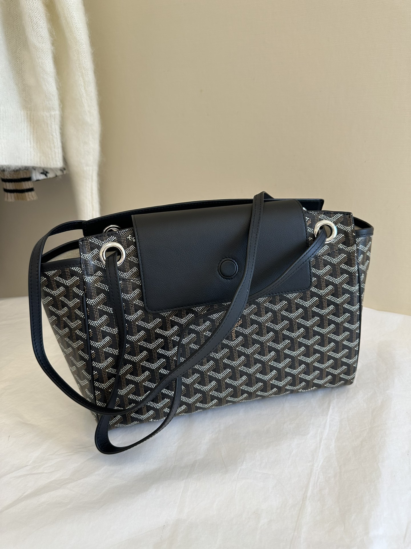 Delvaux Luxury Designer Handbag Shoulder Crossbody Bag crafted in 7