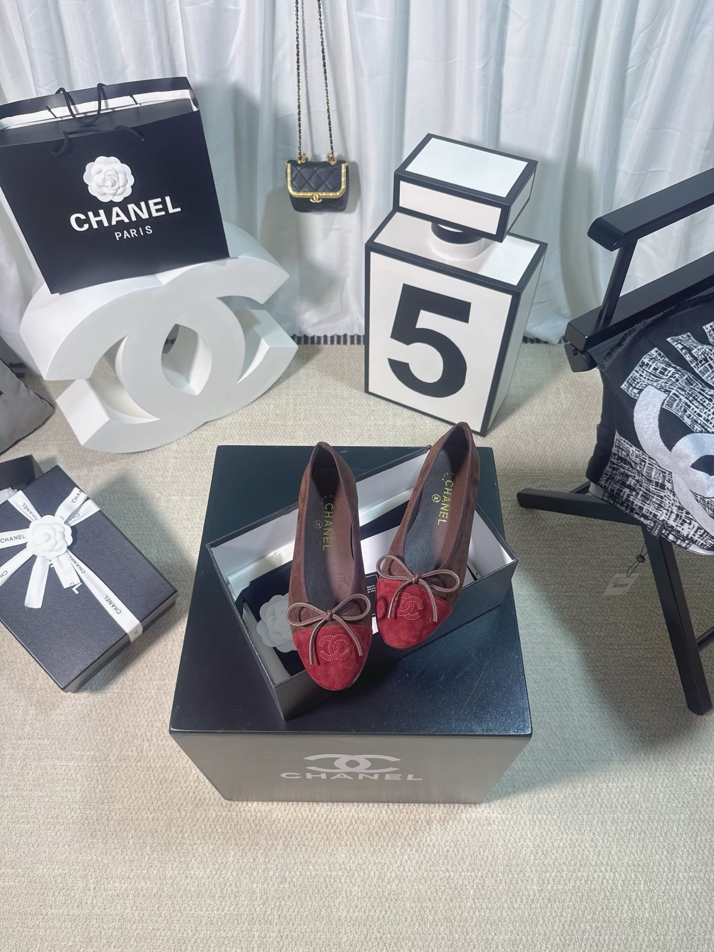 _day9siweQKM-5F5UPE8hk6sqC-dDA-Wmd_BcOkA