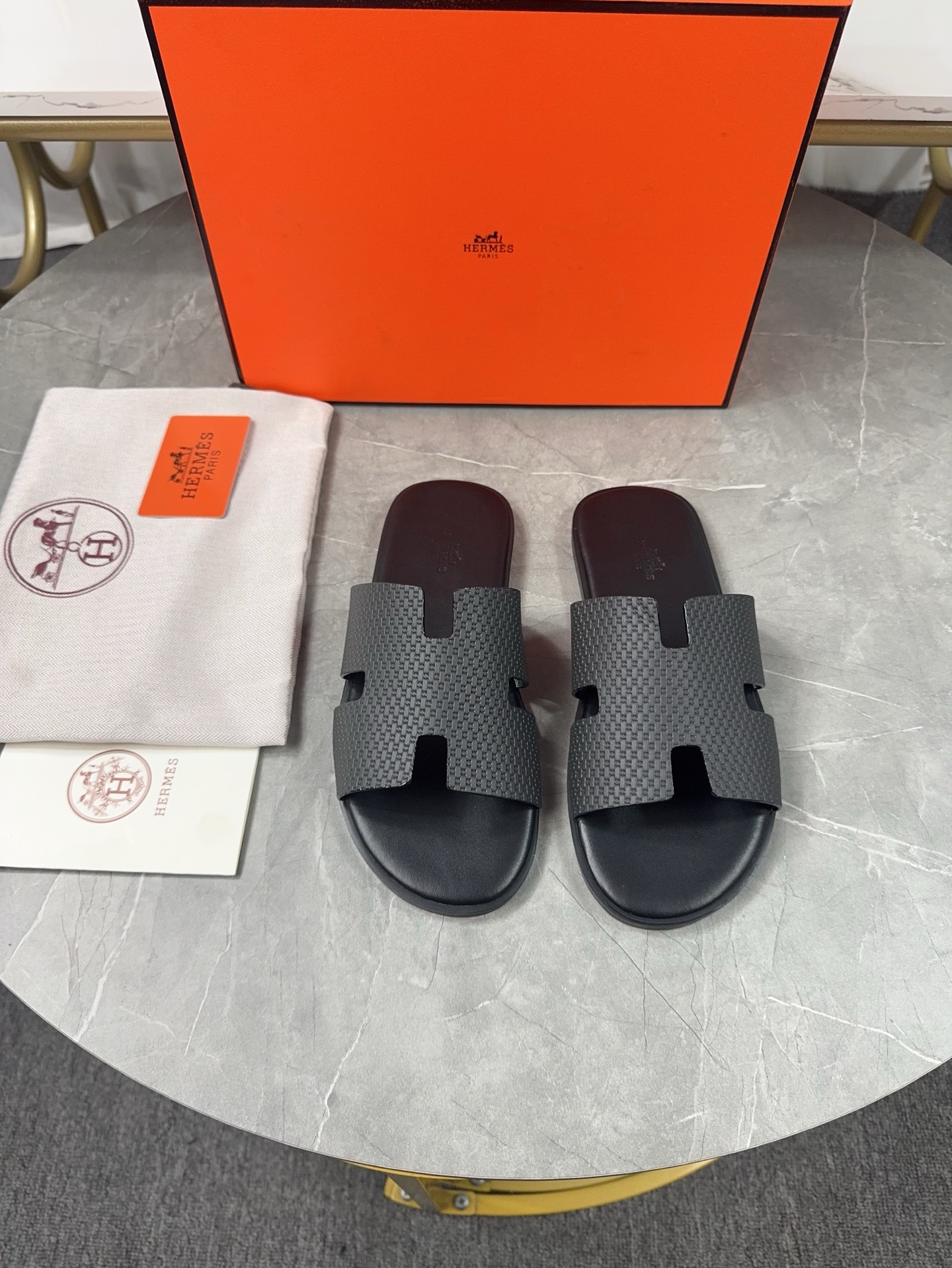 Hermes Men's H-Shaped Rubber Sole Sandals, Breathable & Comfortable