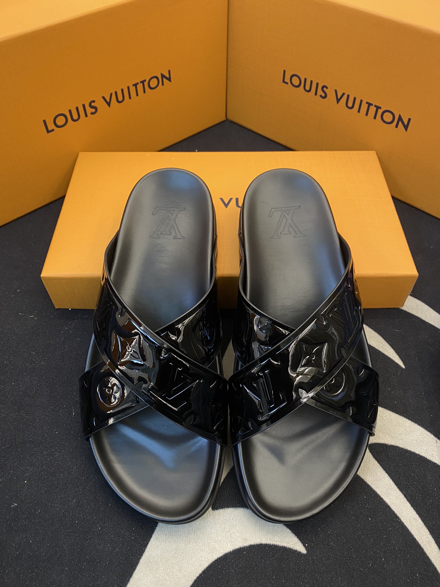 Louis Vuitton Shoes Slippers