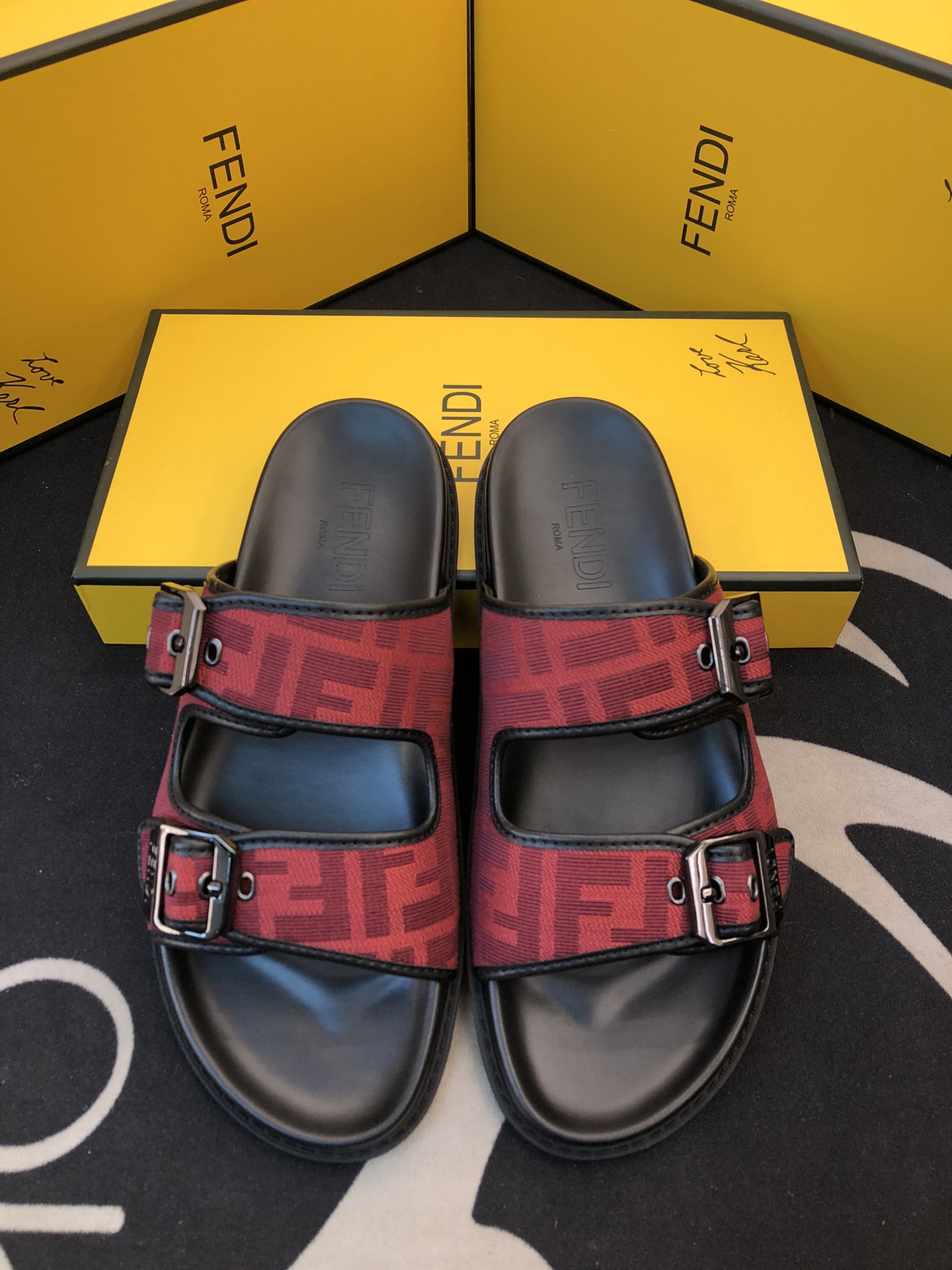 Fendi Shoes Slippers