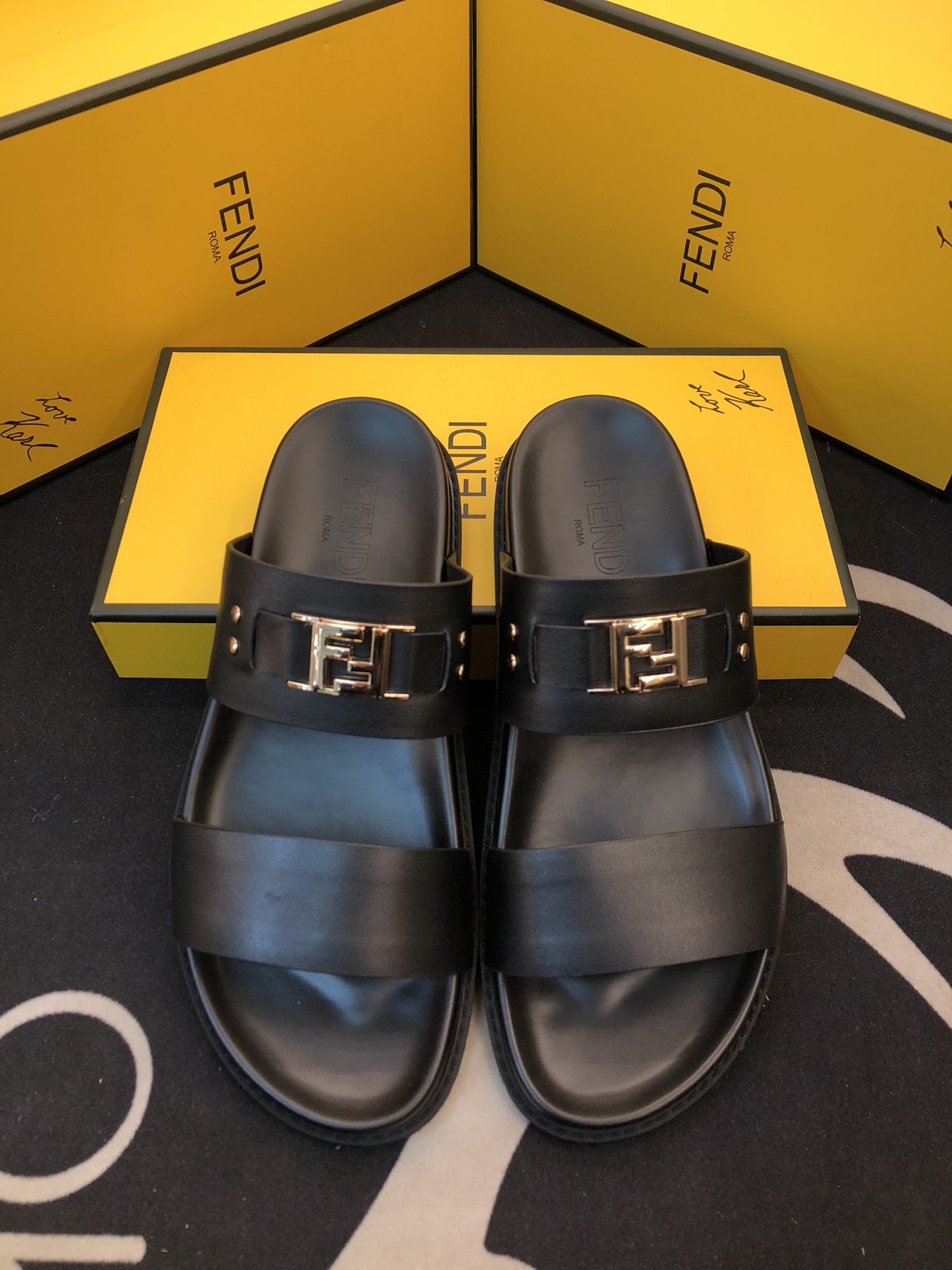 Fendi Shoes Slippers