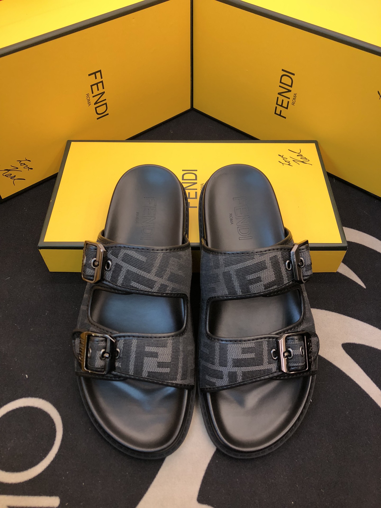 Fendi Shoes Slippers