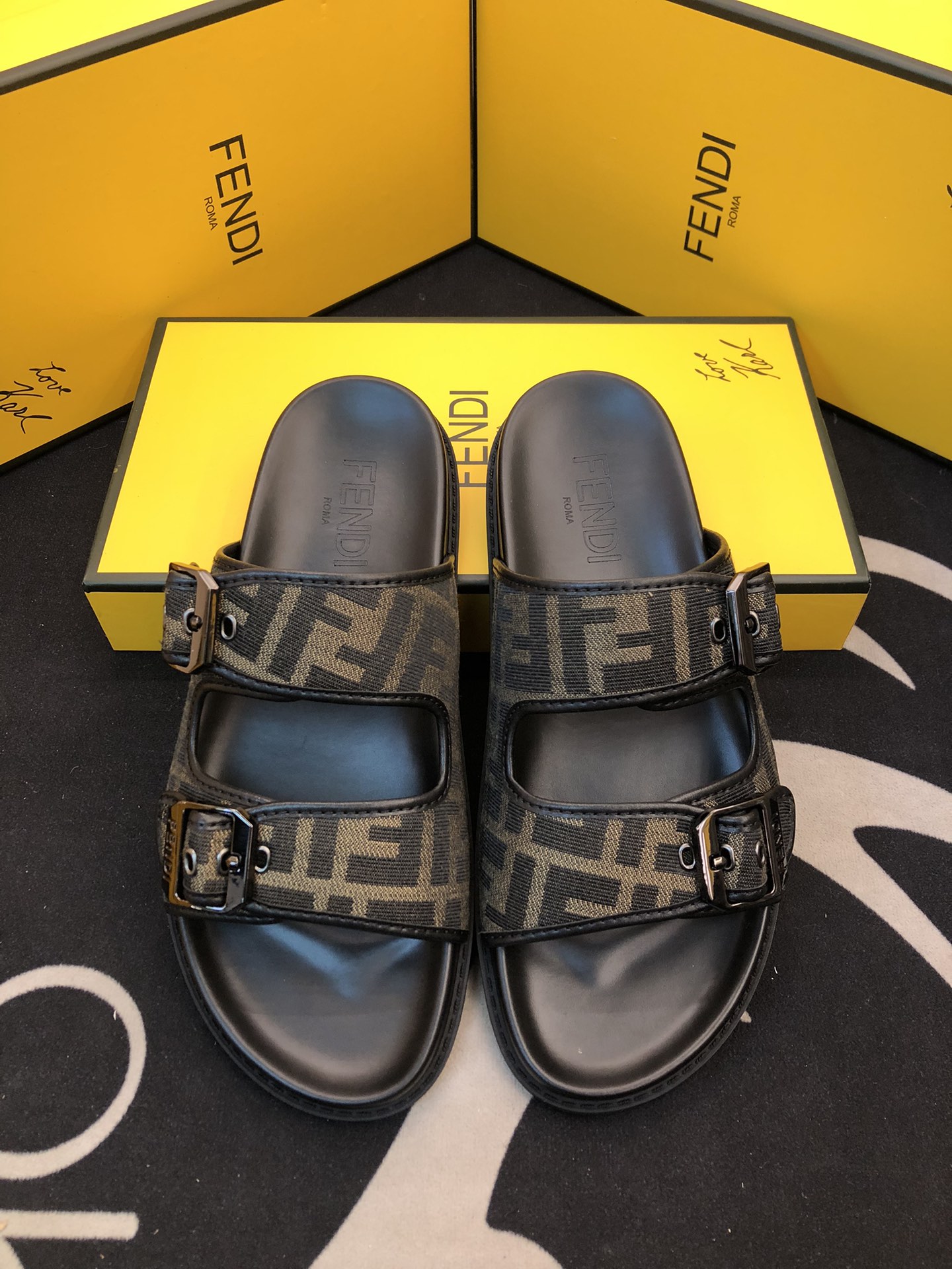 Fendi Shoes Slippers