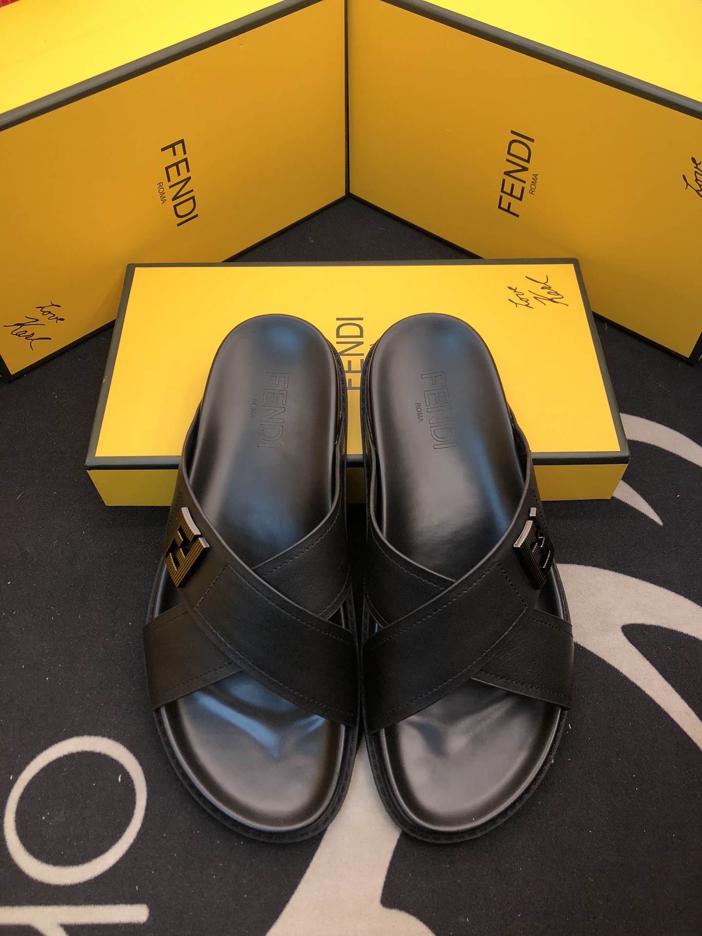 Fendi Shoes Slippers