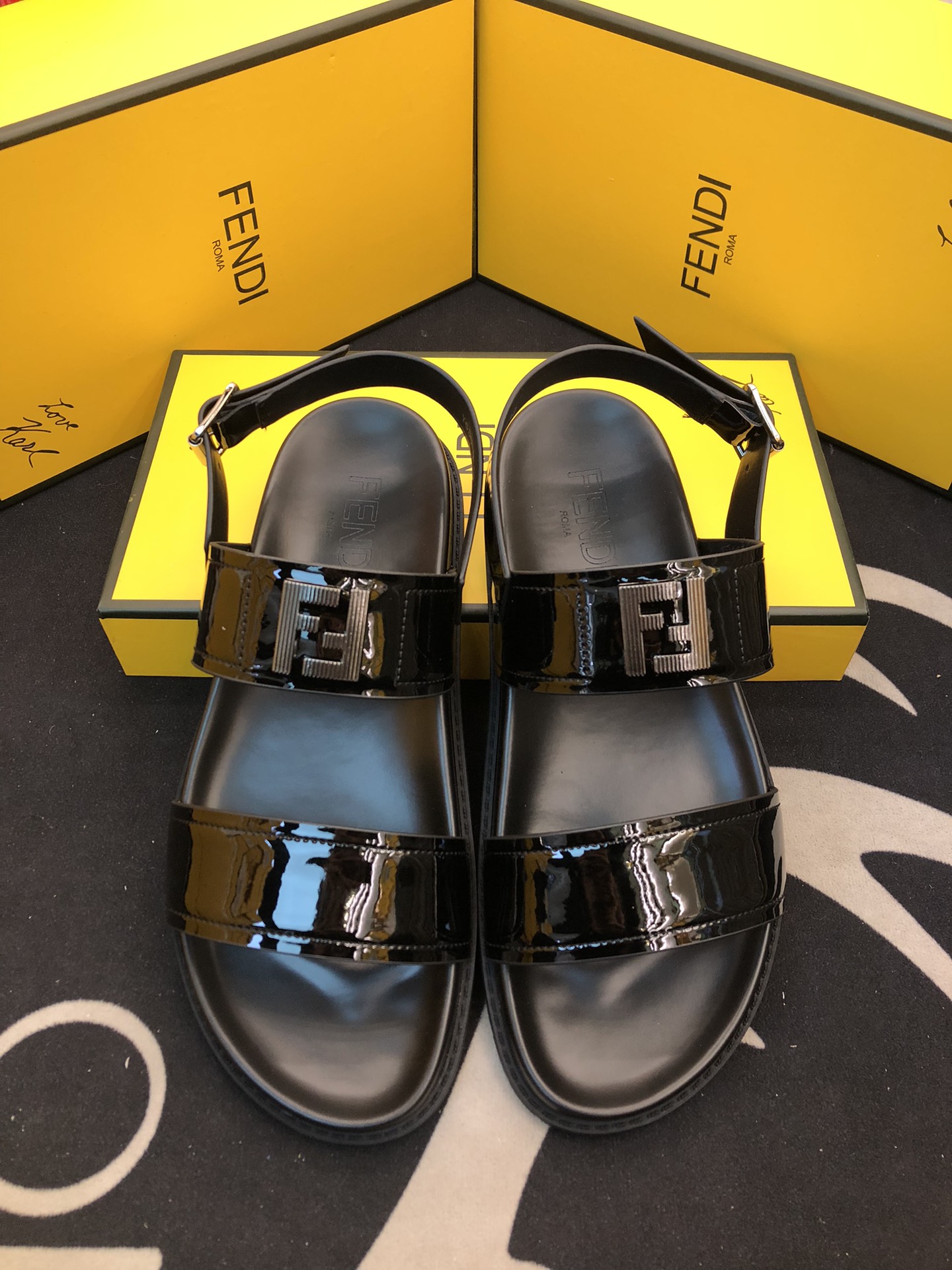 Fendi Shoes Slippers