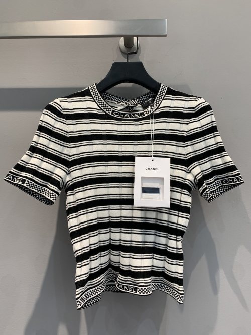 Chanel 2023 Early Spring Striped Knit Short Sleeve Top - Sexy Backless Design 1 Chanel 2023 Early Spring Striped Knit Short Sleeve Top - Sexy Backless Design