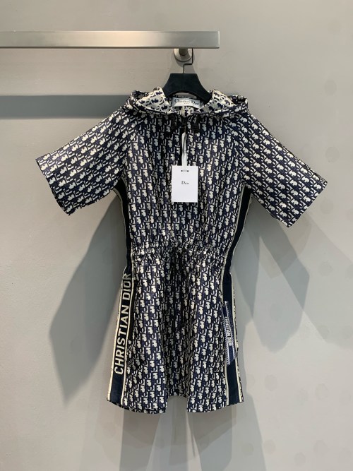 Dior Oblique Print Hooded Dress - Sporty Style, Iconic Design, and Comfort 1 Dior Oblique Print Hooded Dress - Sporty Style, Iconic Design, and Comfort