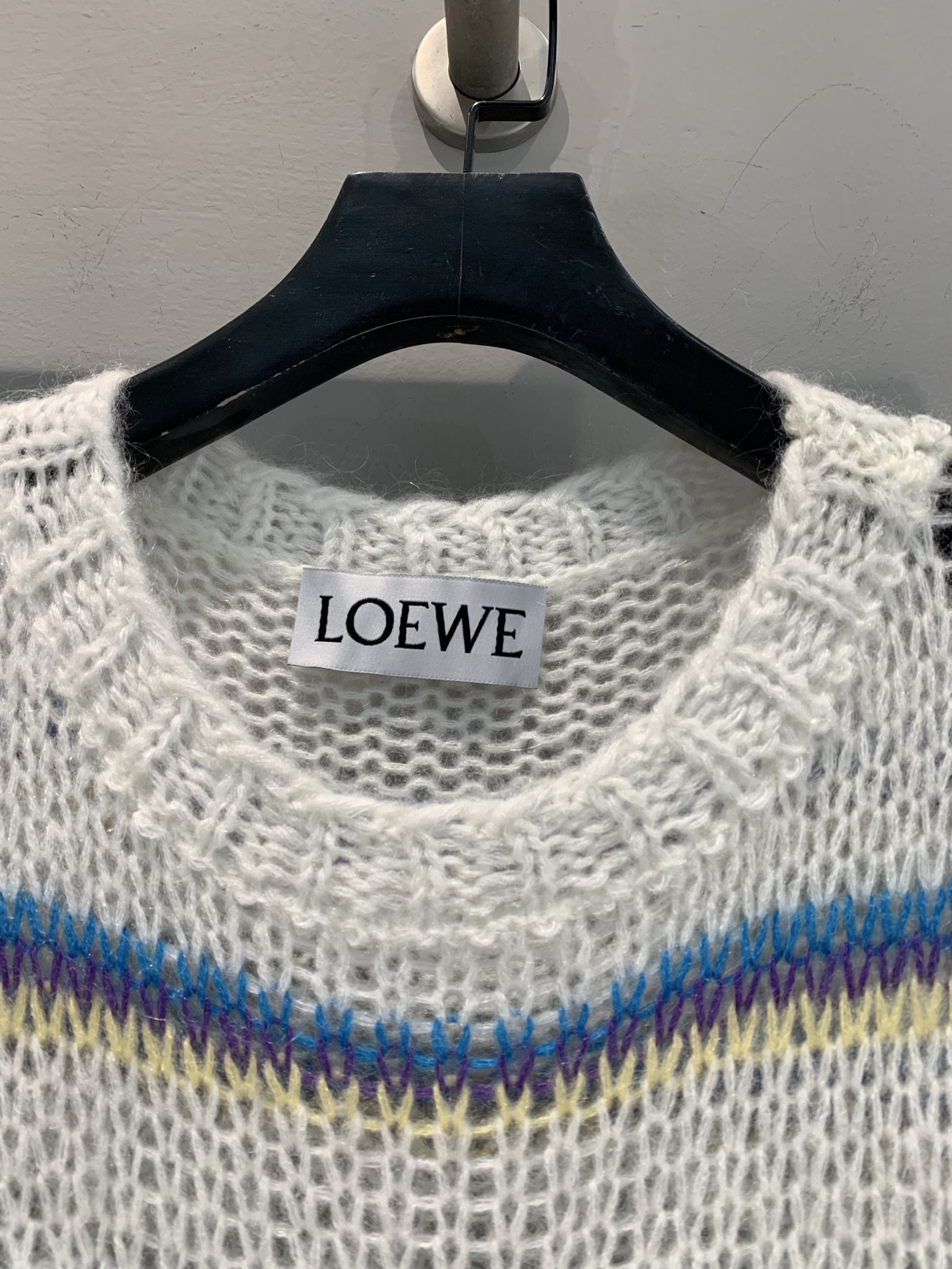新款🔥出货啦📢 原版开发 Loew*早春新款渐色马海毛毛衣 轻质地马海毛混纺针织衫，宽松阔版型，富有弹力