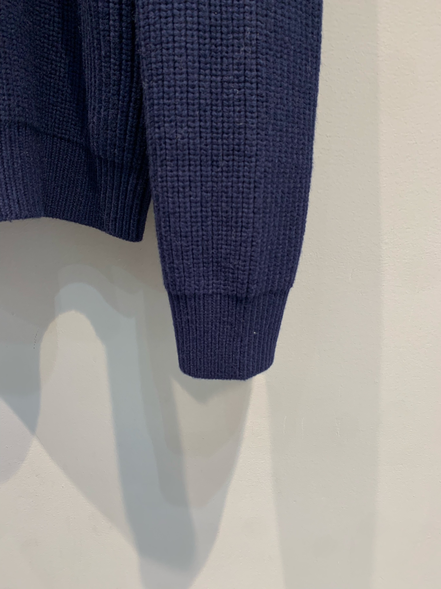 新款🔥出货啦📢 大货实拍 Celin*2025秋冬新款学院风凯旋门羊毛针织毛衣，100%绵羊毛，柔软细腻