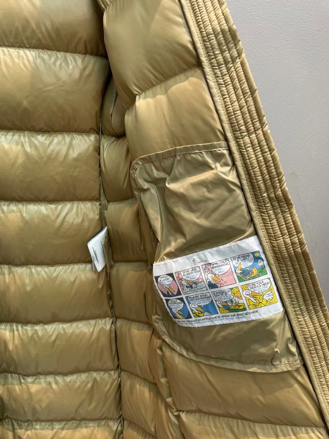 新款🌟出货啦📢！Moncle*秋冬经典Hudson系列超长款羽绒服，超大狐狸毛大毛领，光一条毛领就将近3