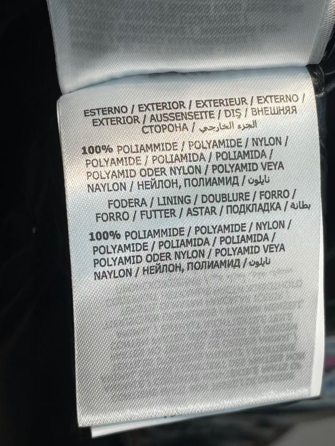 新款🌟出货啦📢！Moncle*秋冬经典Hudson系列超长款羽绒服，超大狐狸毛大毛领，光一条毛领就将近3