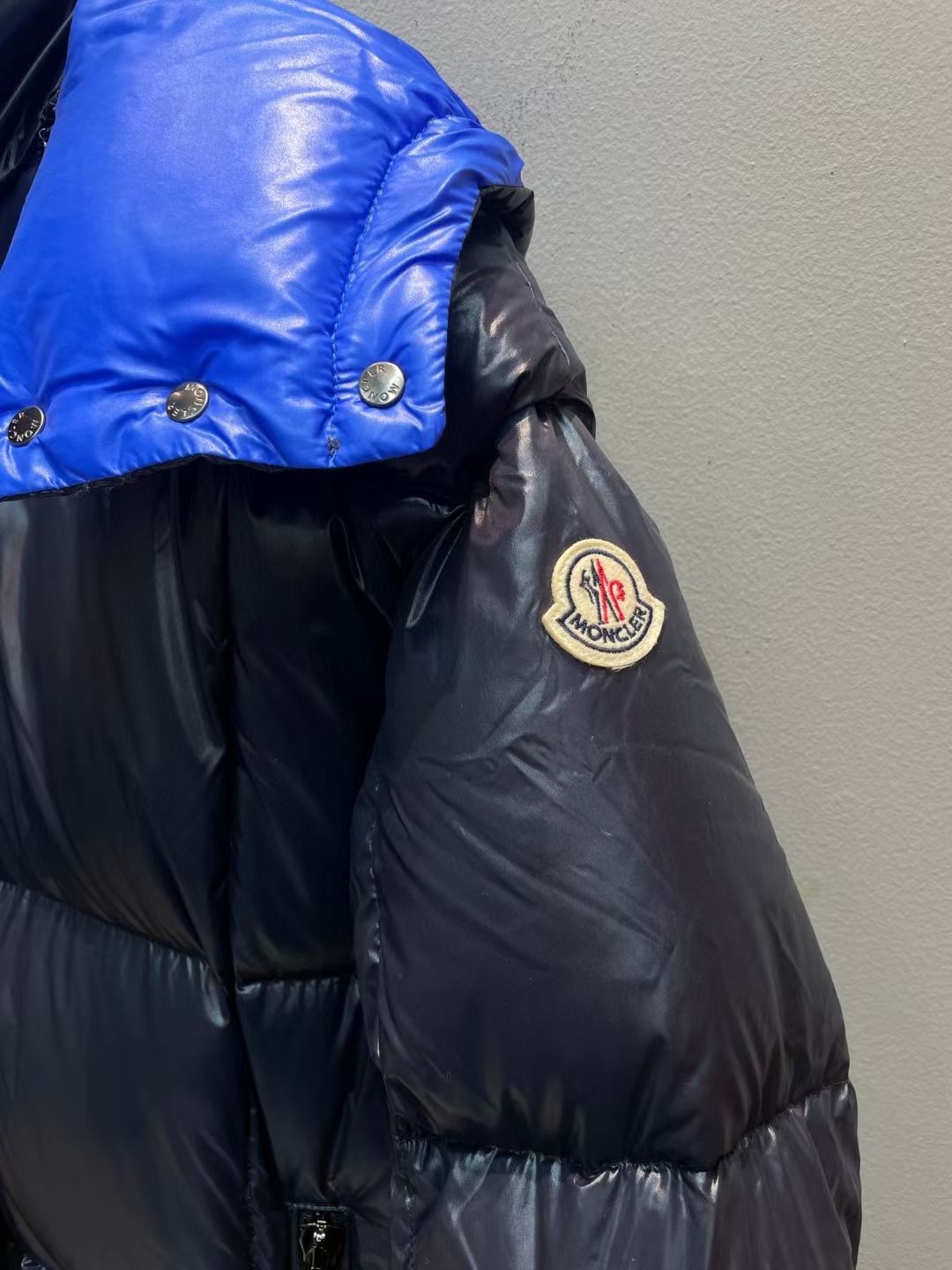 新款🌟出货啦📢！Moncle*秋冬经典Parnaiba系列长款羽绒服，今年升级的面料更软更紧密，充绒是最