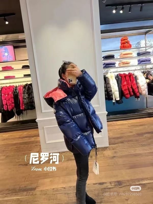 NO:563946,Upper body effect reference, alexander wang19860909上身效果参考,,alexander wang,Women's clothing