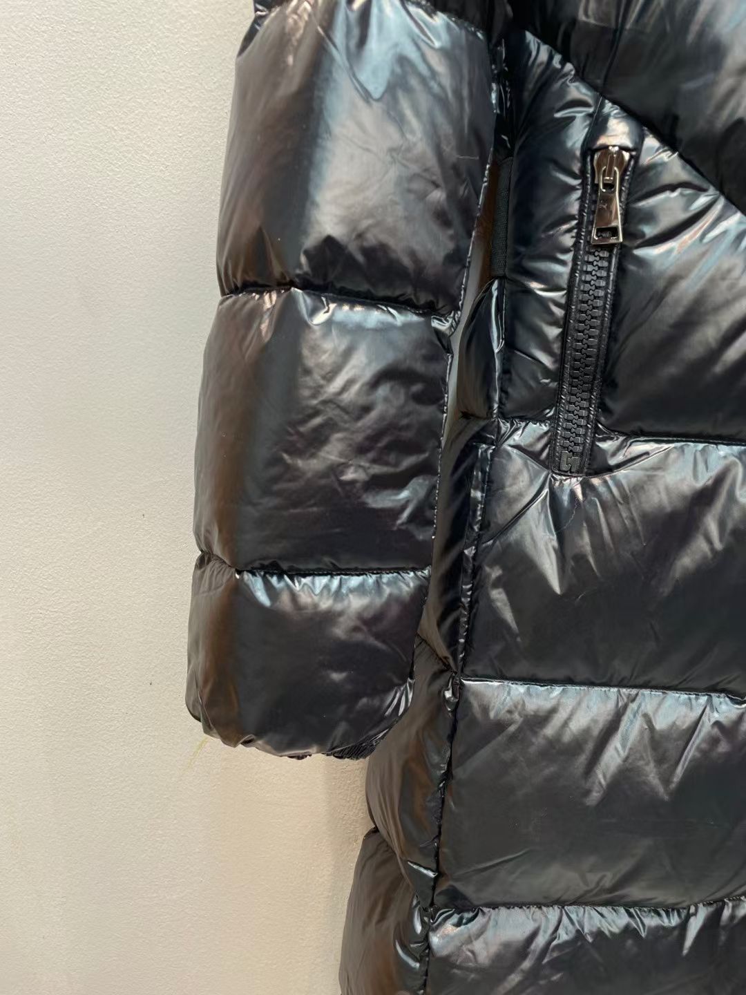 新款🌟出货啦📢！Moncle*秋冬经典Ribafur系列长款羽绒服，新款🌟出货啦📢！Moncle*秋冬经