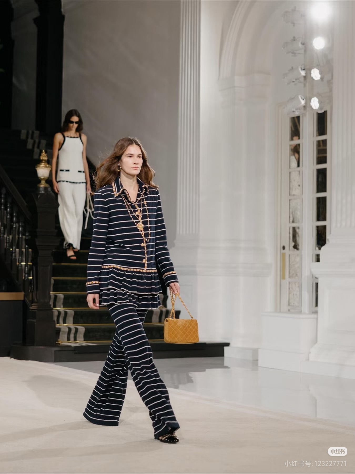 NO:697134,Upper body reference,,19860909上身参考,,,Women's clothing