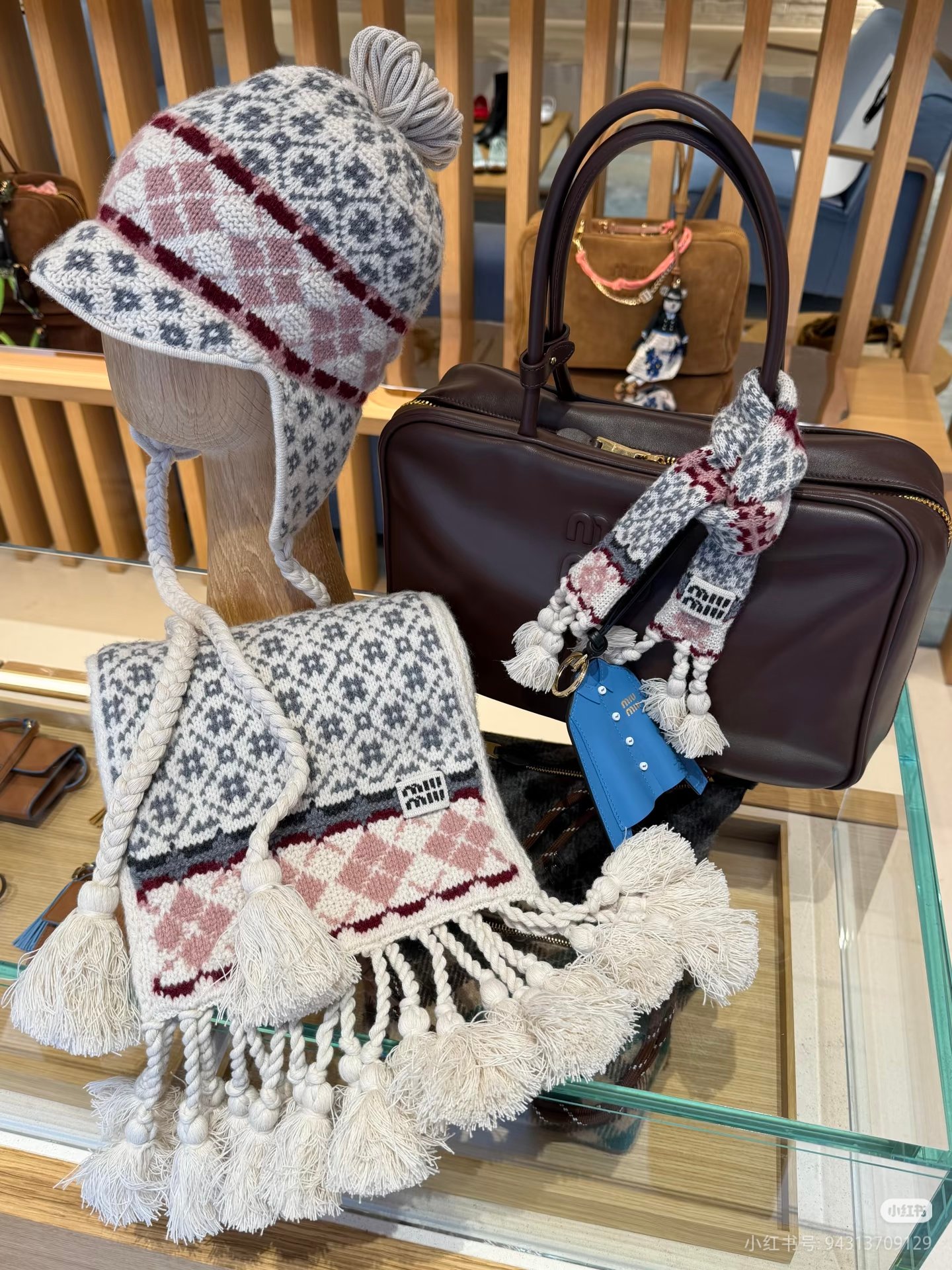 NO:713574,reference,,19860909参考,,,Women's clothing