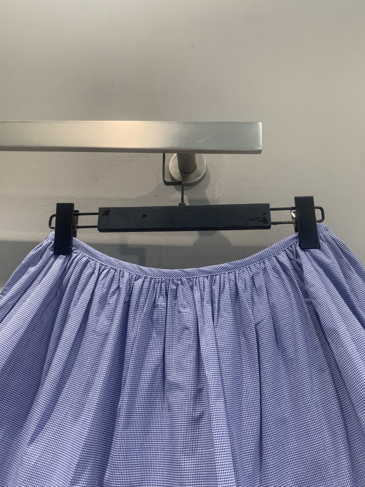 新款 原版开发 Miumi*春夏系列小格纹花边短裙，经典蓝白格纹+精致花边，少女感满满✨。轻盈透气面料，