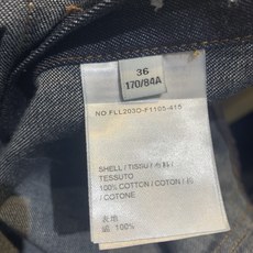 新款🆕 原版开发 TB春夏新款织带翻领牛仔衬衫。选用日本赤耳单宁,手感柔软舒适,贴身穿也很友好。深牛仔色 新款🆕 原版开发 TB春夏新款织带翻领牛仔衬衫。选用日本赤耳单宁,手感柔软舒适,贴身穿也很友好。深牛仔色