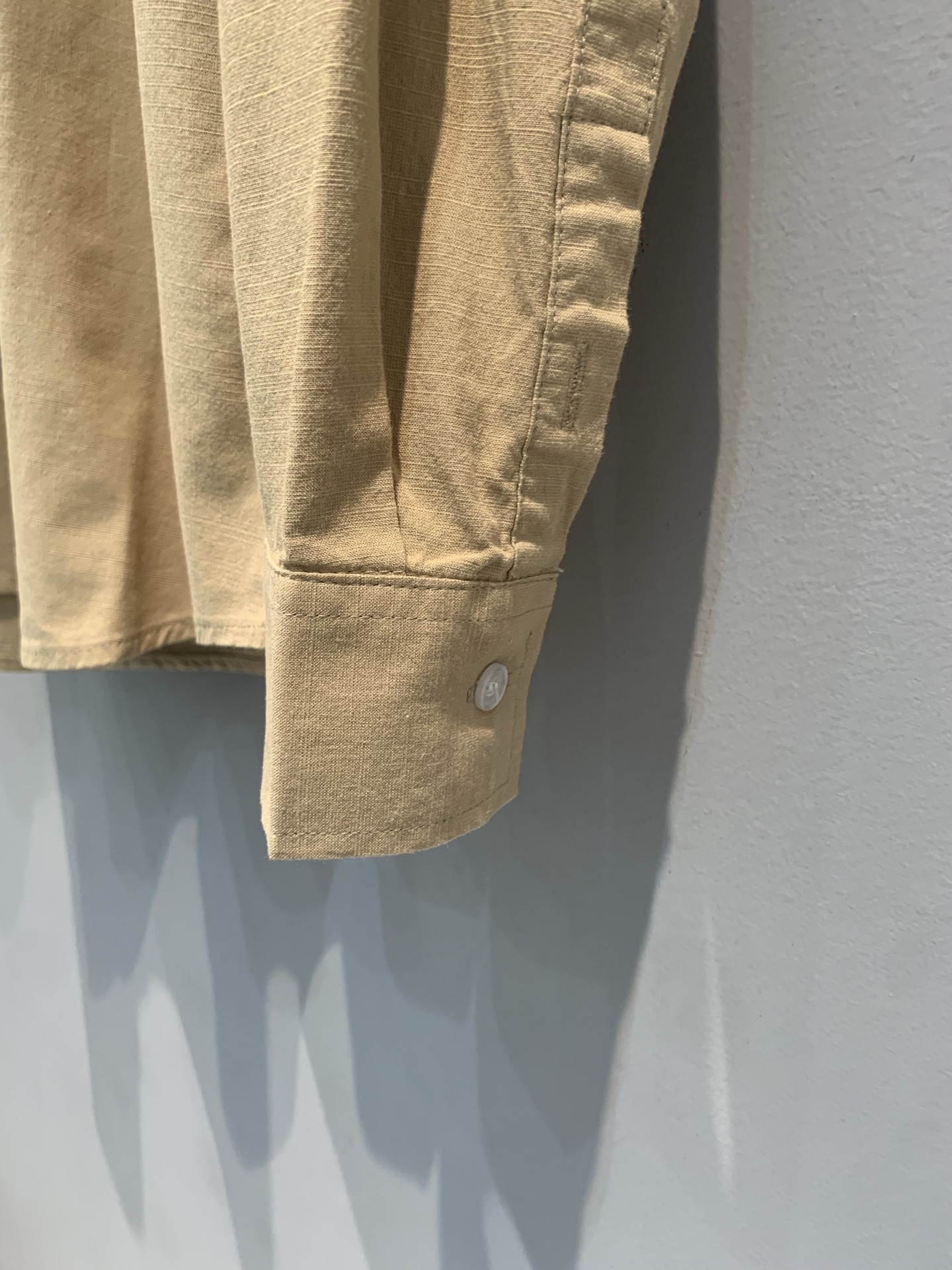 新款🆕 拉夫劳伦春夏系列刺绣logo纯棉衬衫。100%纯棉材质，轻薄透气，春夏穿超舒服！经典翻领+蓝色小