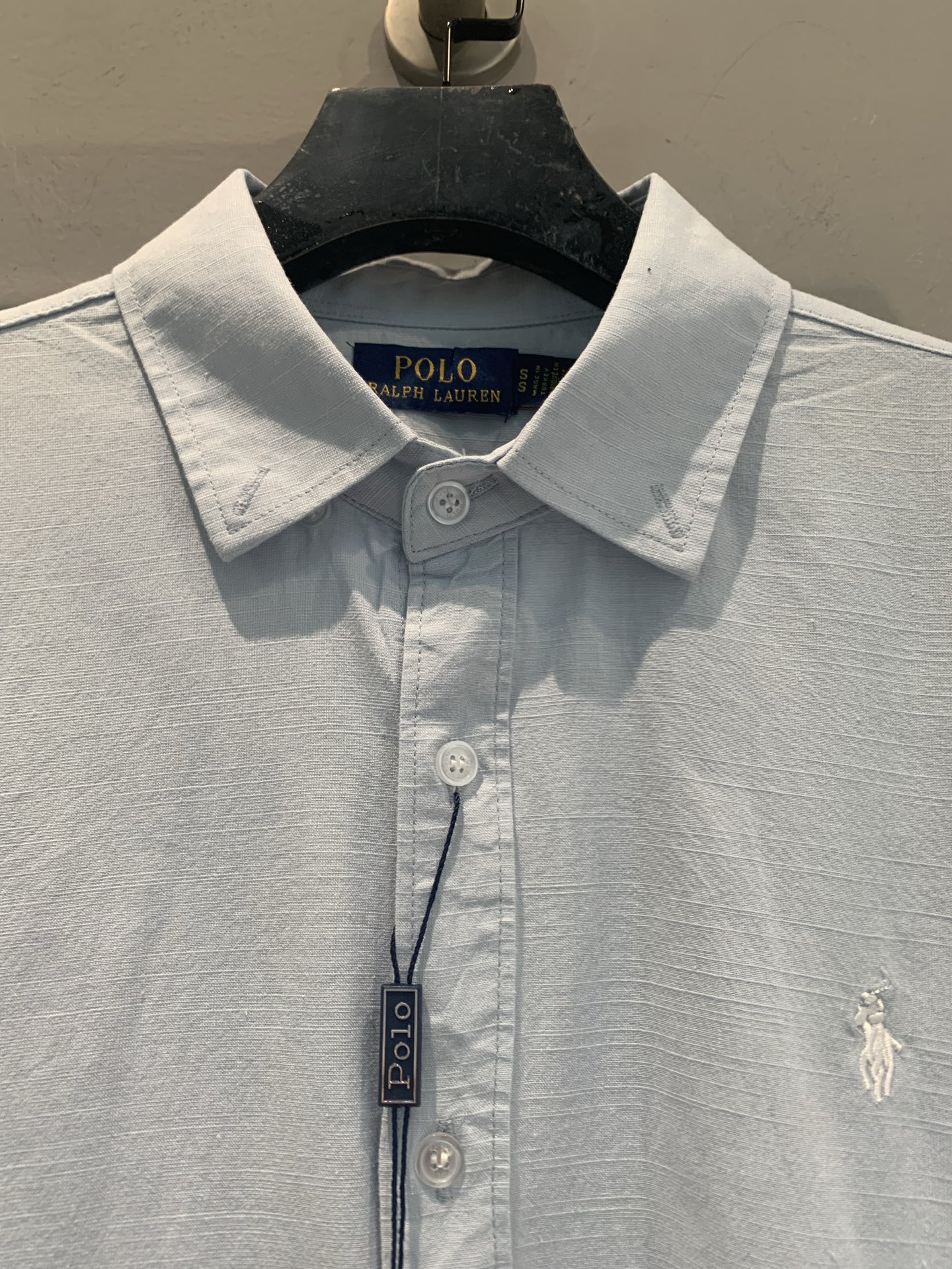 新款🆕 拉夫劳伦春夏系列刺绣logo纯棉衬衫。100%纯棉材质，轻薄透气，春夏穿超舒服！经典翻领+蓝色小