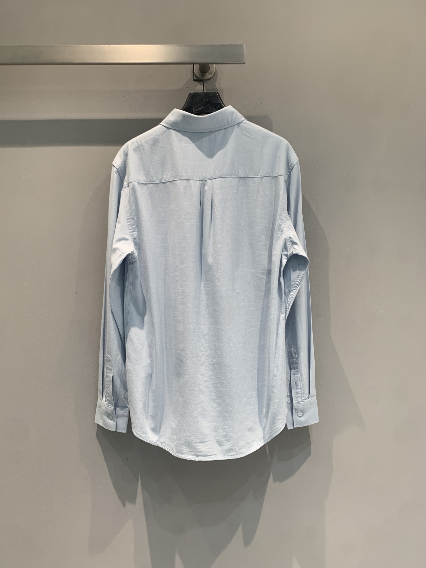 新款🆕 拉夫劳伦春夏系列刺绣logo纯棉衬衫。100%纯棉材质，轻薄透气，春夏穿超舒服！经典翻领+蓝色小