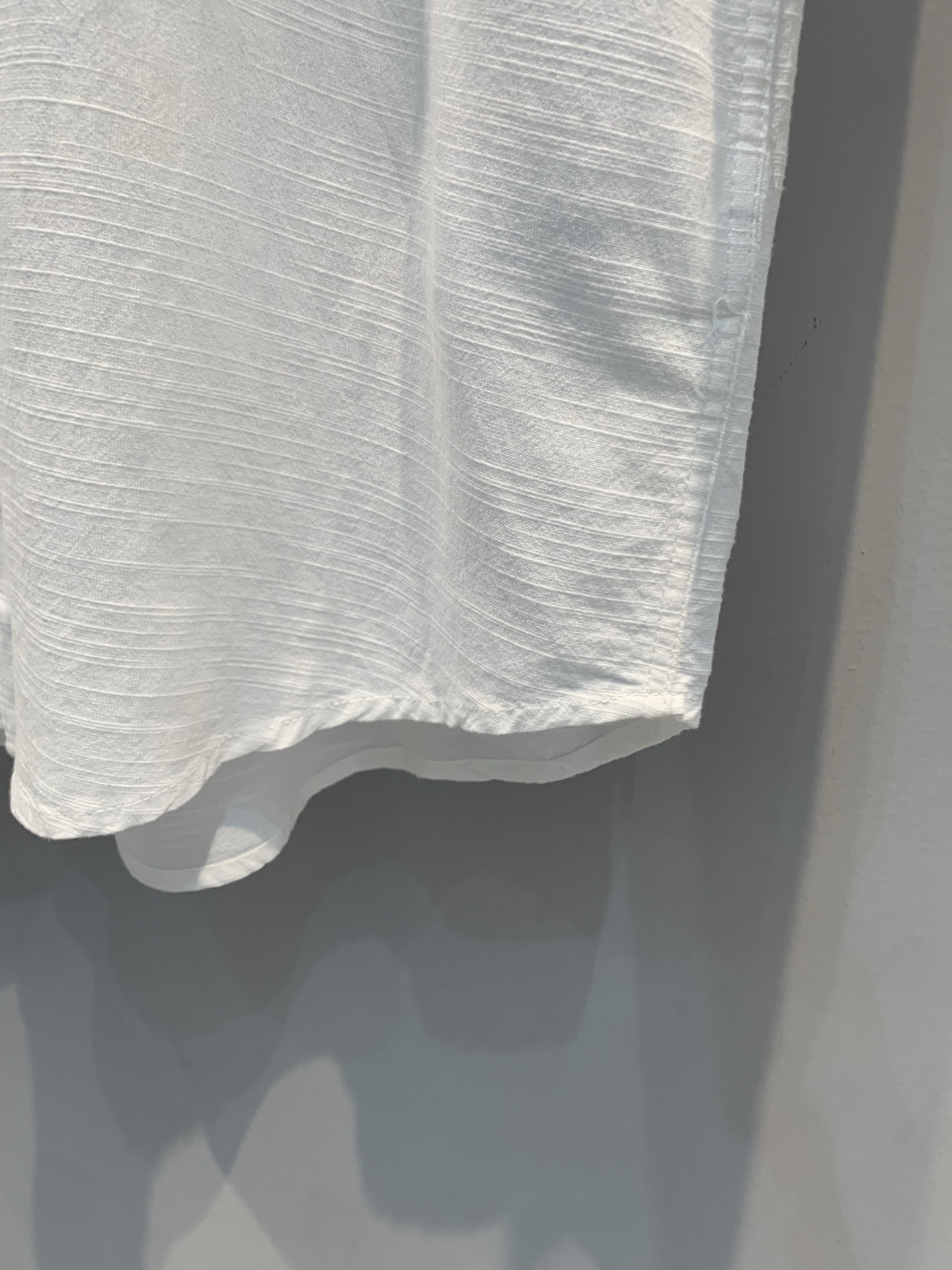 新款🆕 拉夫劳伦春夏系列刺绣logo纯棉衬衫。100%纯棉材质，轻薄透气，春夏穿超舒服！经典翻领+蓝色小