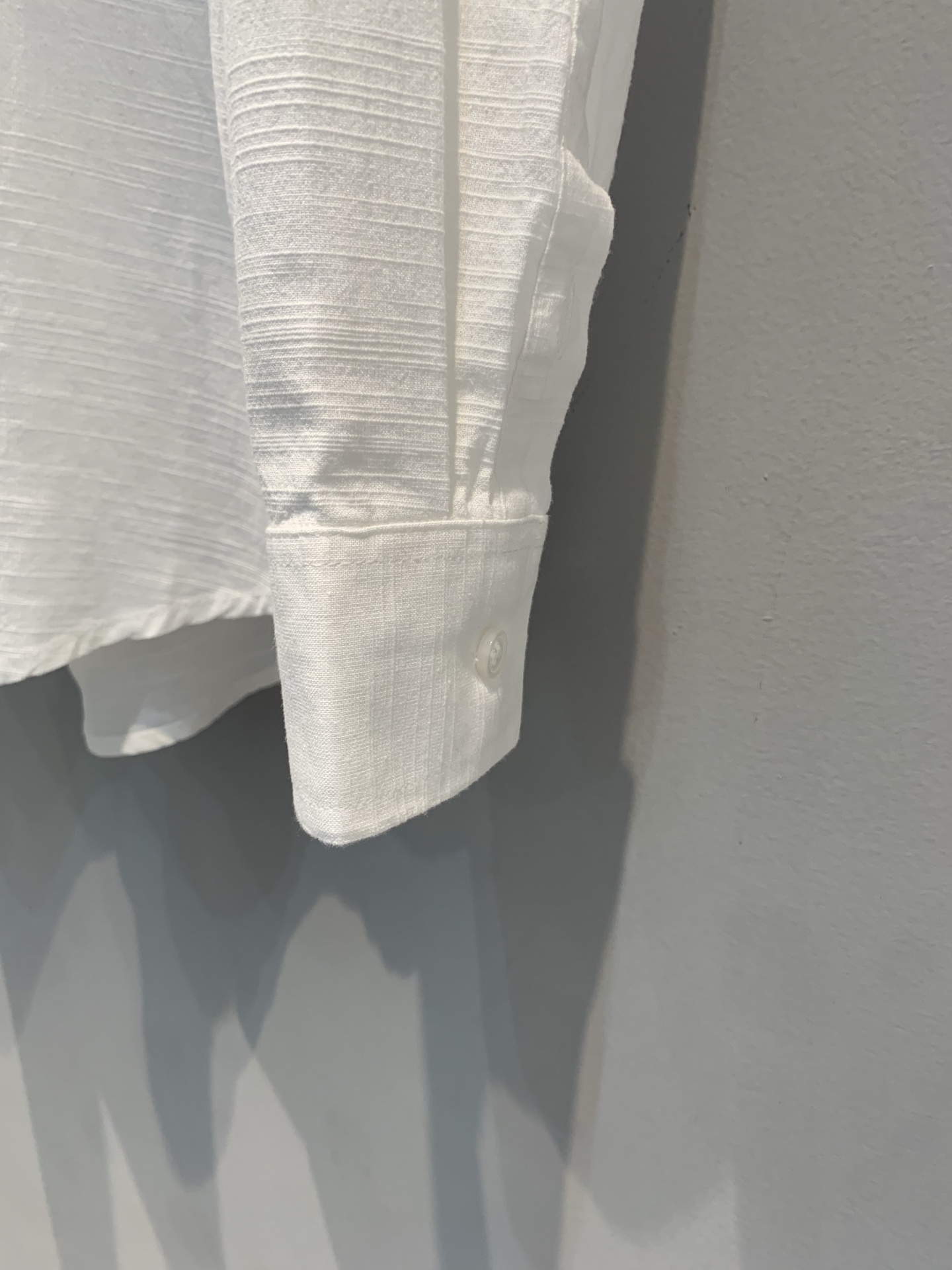 新款🆕 拉夫劳伦春夏系列刺绣logo纯棉衬衫。100%纯棉材质，轻薄透气，春夏穿超舒服！经典翻领+蓝色小