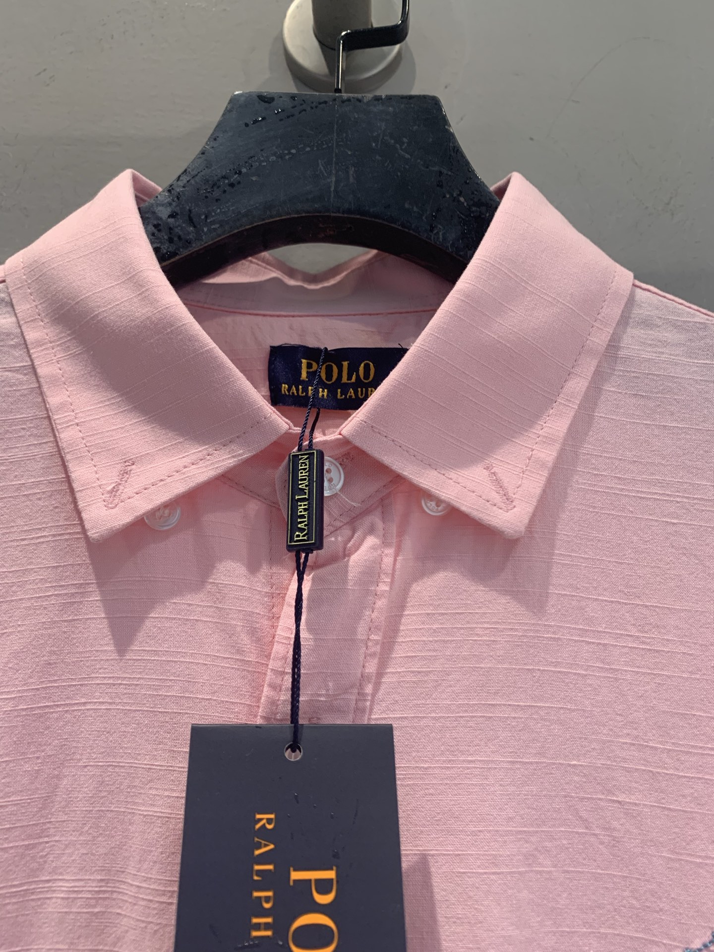 新款🆕 拉夫劳伦春夏系列刺绣logo纯棉衬衫。100%纯棉材质，轻薄透气，春夏穿超舒服！经典翻领+蓝色小