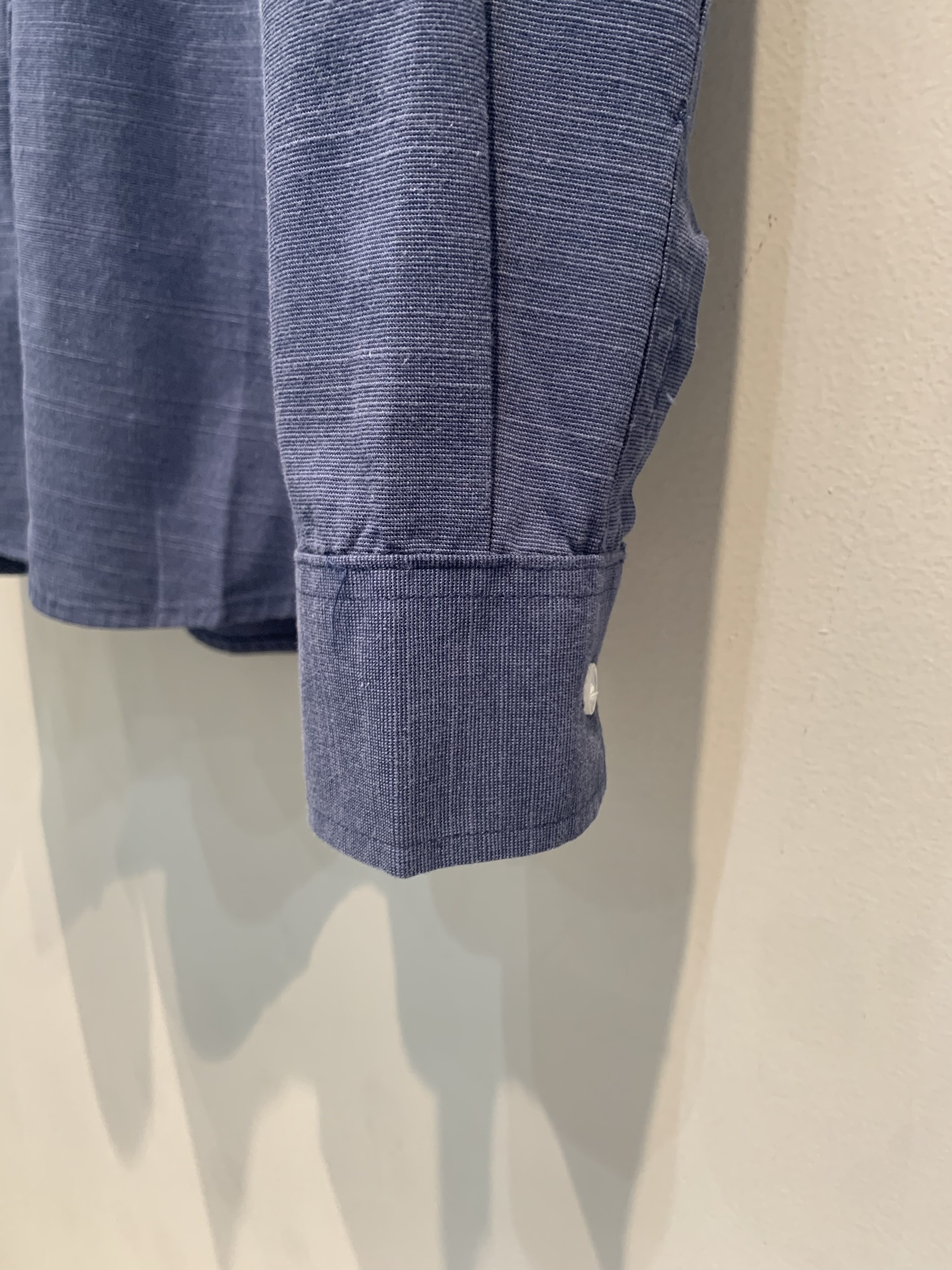 新款🆕 拉夫劳伦春夏系列刺绣logo纯棉衬衫。100%纯棉材质，轻薄透气，春夏穿超舒服！经典翻领+蓝色小