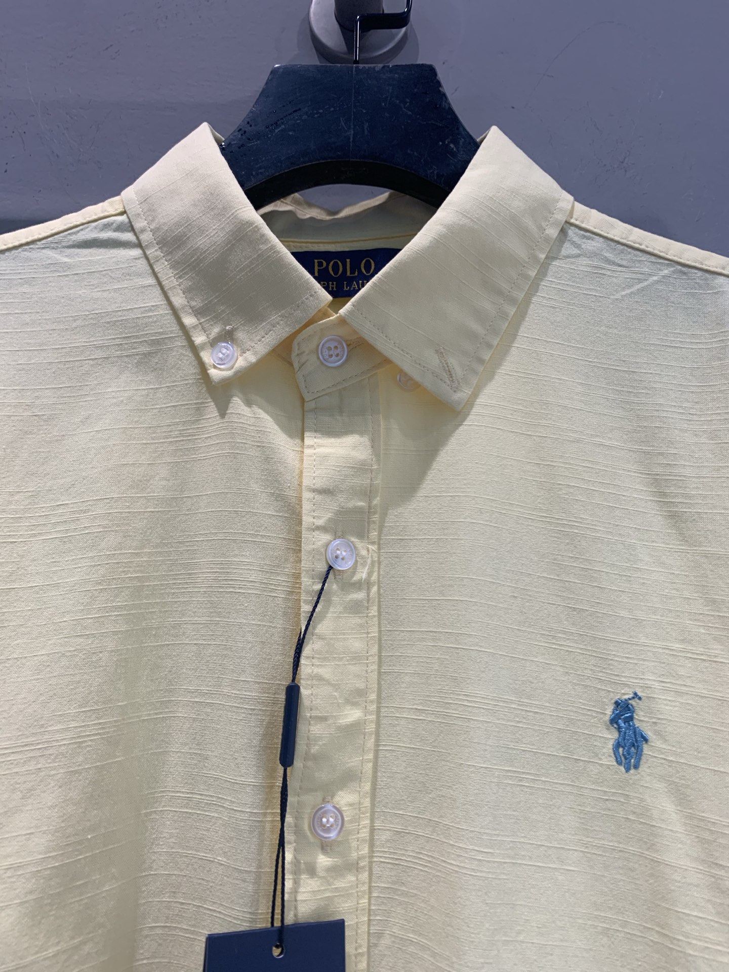 新款🆕 拉夫劳伦春夏系列刺绣logo纯棉衬衫。100%纯棉材质，轻薄透气，春夏穿超舒服！经典翻领+蓝色小