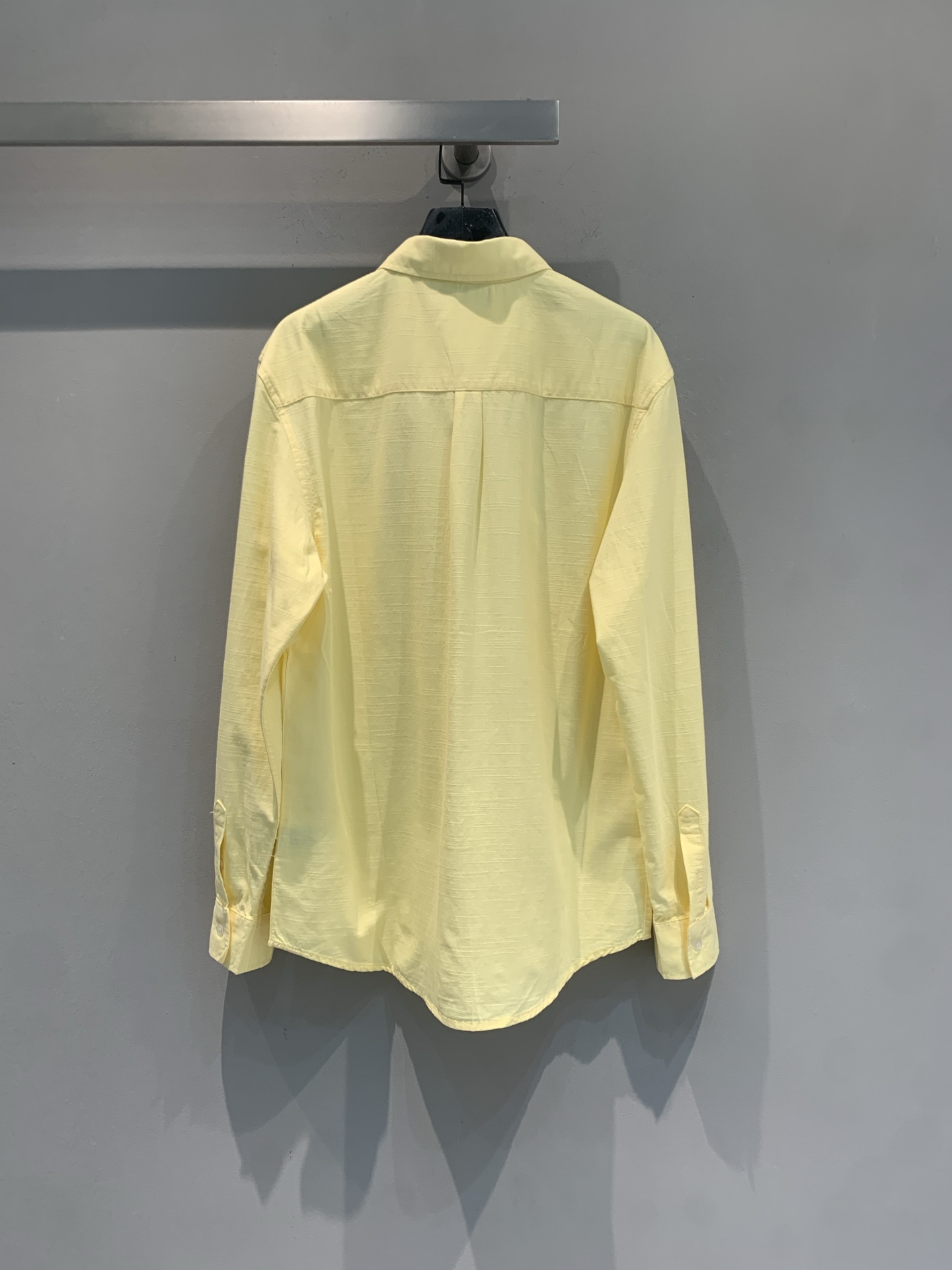 新款🆕 拉夫劳伦春夏系列刺绣logo纯棉衬衫。100%纯棉材质，轻薄透气，春夏穿超舒服！经典翻领+蓝色小