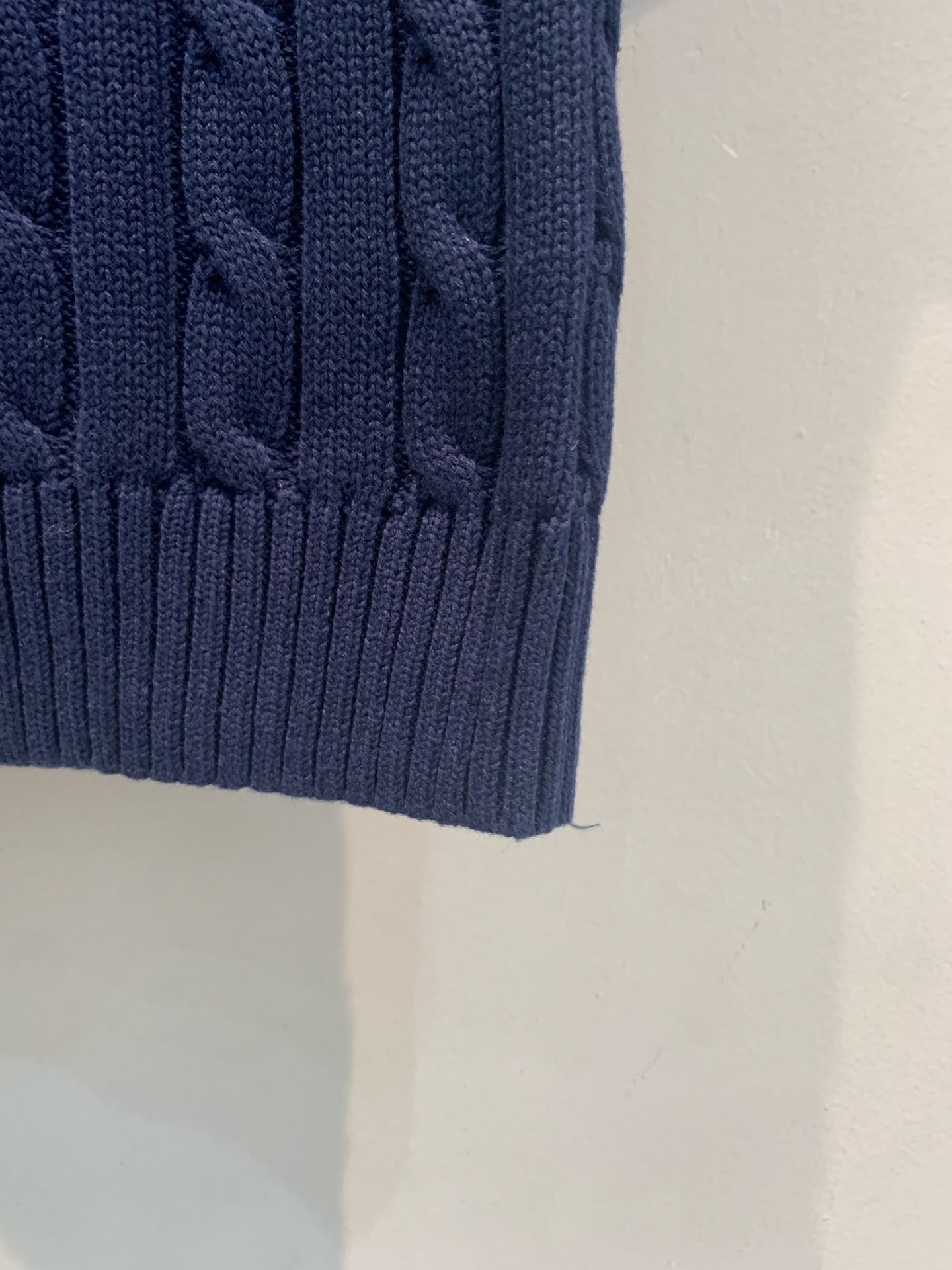 新款🆕 Polo Ralph Lauren麻花针织短袖，经典绞花纹理+圆领设计，修身剪裁超显气质！胸口小