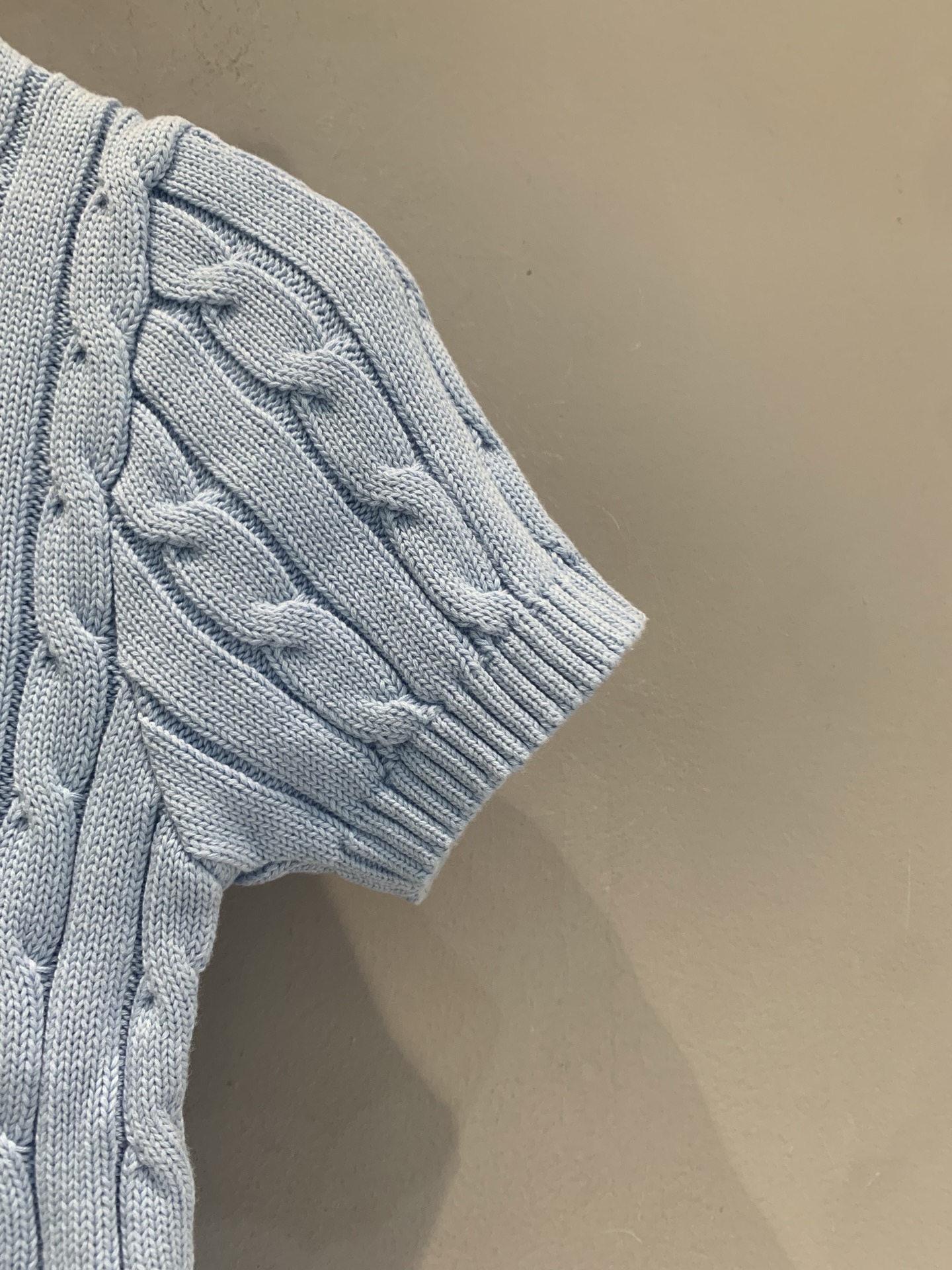 新款🆕 Polo Ralph Lauren麻花针织短袖，经典绞花纹理+圆领设计，修身剪裁超显气质！胸口小