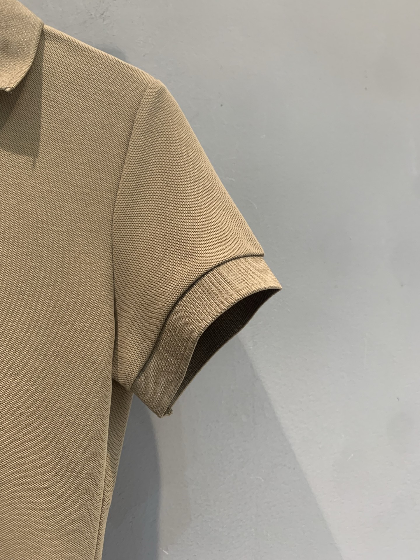 新款🆕 拉夫劳伦春夏系列小马刺绣珠地棉Polo衫，采用透气吸汗的珠地棉材质，夏天穿超舒服！胸前蓝色小马刺