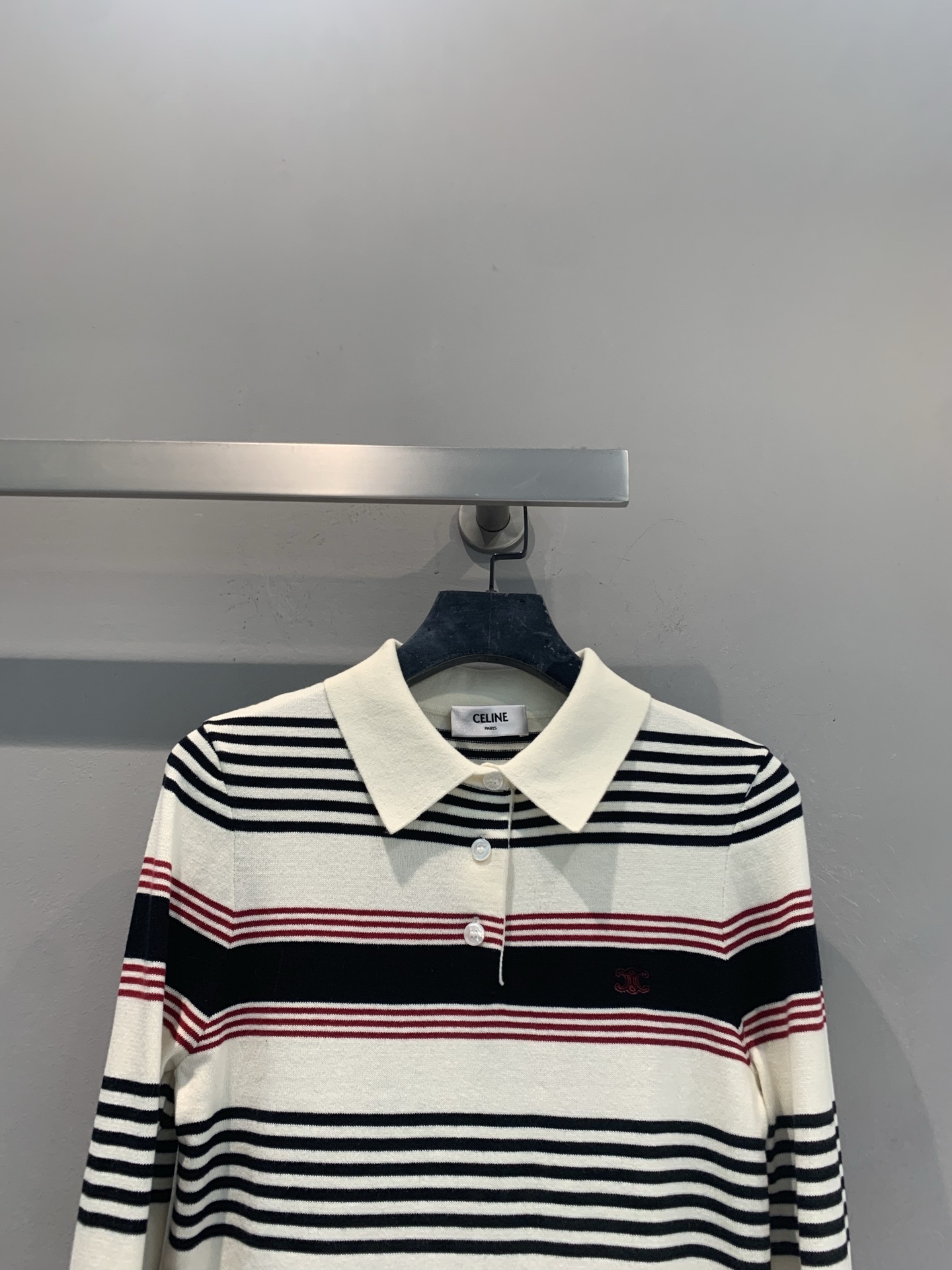 新款🆕 原版开发 Celin*春夏系列时髦百搭条纹针织Polo衫，棉质面料柔软舒适，弹性好，贴身穿着超友