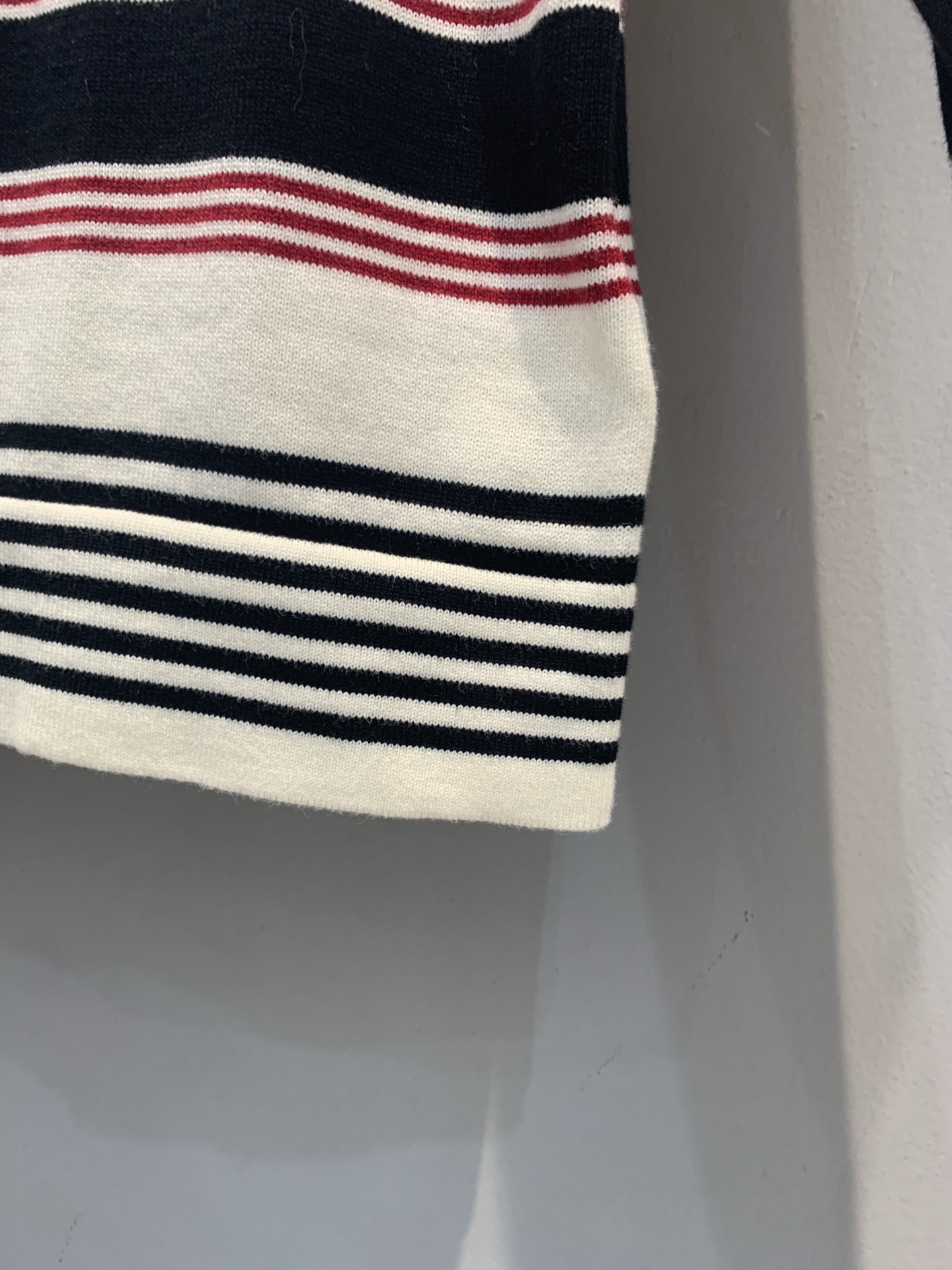 新款🆕 原版开发 Celin*春夏系列时髦百搭条纹针织Polo衫，棉质面料柔软舒适，弹性好，贴身穿着超友