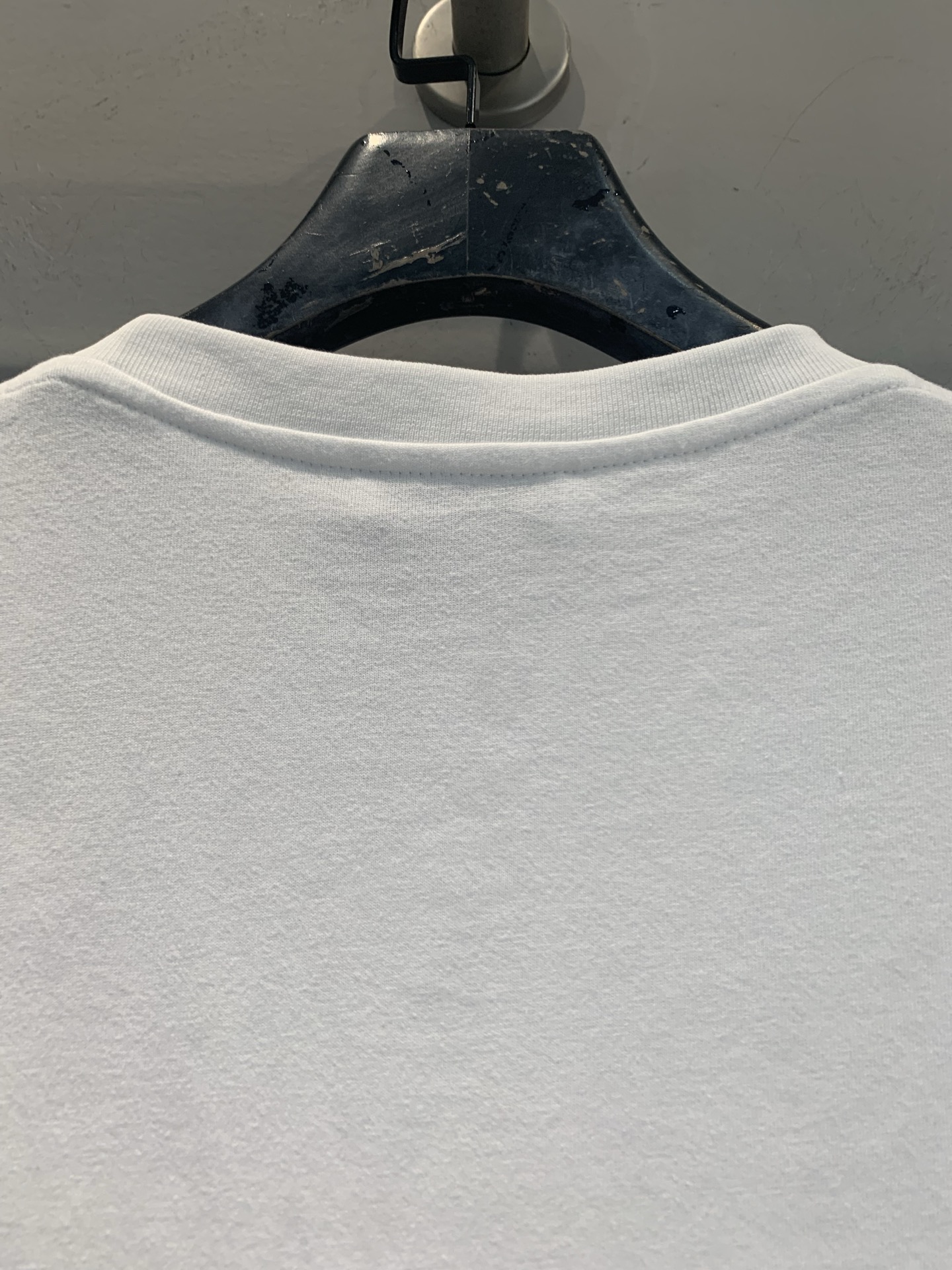 新款🆕 原版开发 Celin*春夏新款时髦百搭弧形字体短袖T恤，正面“CELINE PARIS”超有辨识