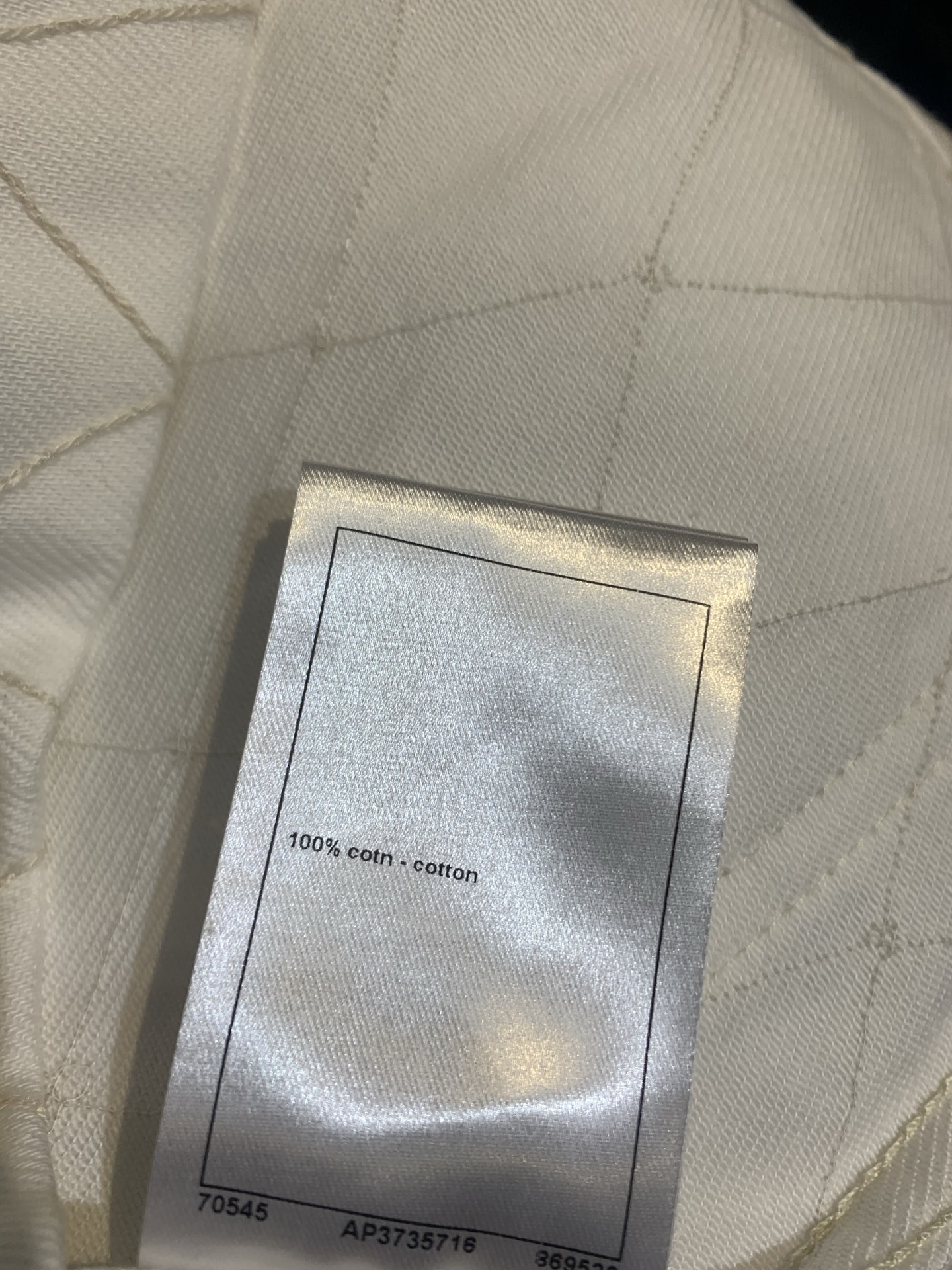新款🆕 原版开发 C家26春夏新款时髦百搭Coco Beach白色牛仔外套，经典菱格纹设计，柔软棉质面料