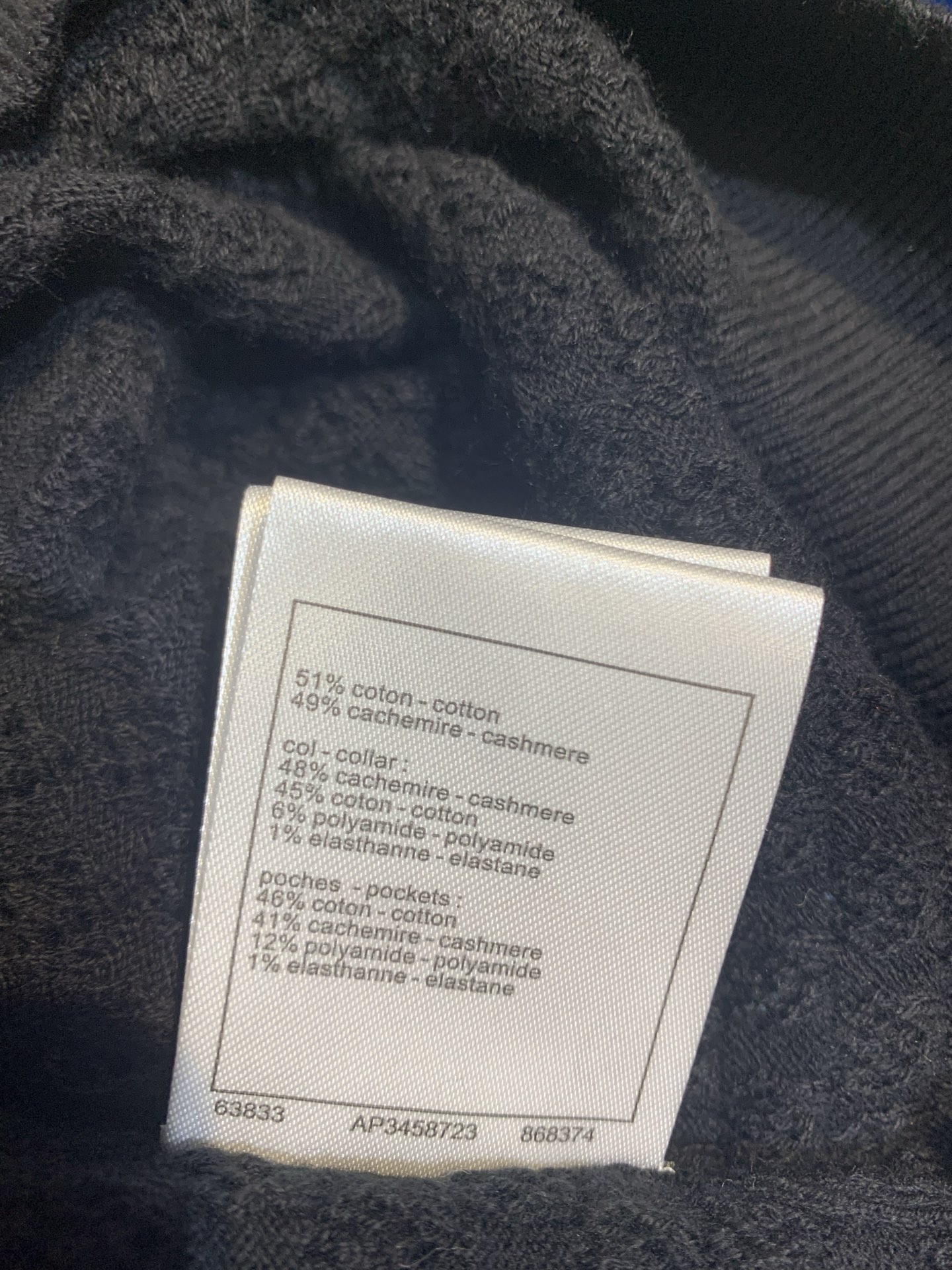 🔥🔥🔥特价 原版开发 C家春夏新款时髦百搭撞色针织短袖POLO衫，深黑色主调+白色条纹，简约又有细节感！