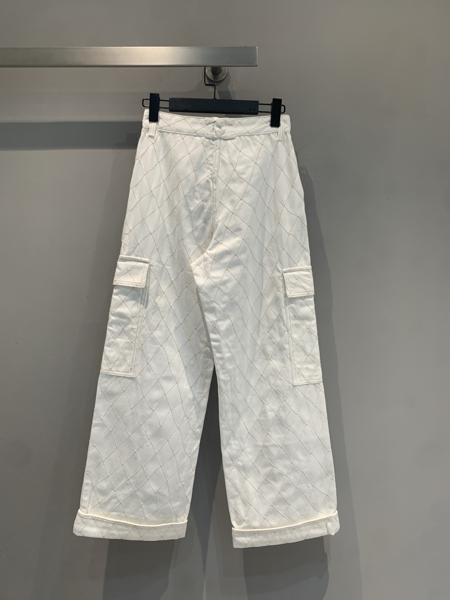 新款 原版开发 C家26春夏新款工装风菱格牛仔裤，Coco Beach沙滩系列，米白牛仔+菱格纹，双C腰