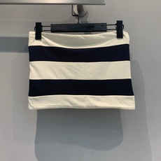 新款🆕 原版开发 Miumi*春夏新款时髦百搭条纹抹胸,经典黑白条纹设计,简约又时髦,夏天穿超清爽!面料 新款🆕 原版开发 Miumi*春夏新款时髦百搭条纹抹胸,经典黑白条纹设计,简约又时髦,夏天穿超清爽!面料
