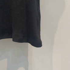 新款🆕 原版开发 Celin*春夏新款时髦百搭凯旋门logo针织背心,采用柔软针织面料,透气又舒适,夏天 新款🆕 原版开发 Celin*春夏新款时髦百搭凯旋门logo针织背心,采用柔软针织面料,透气又舒适,夏天