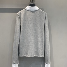 新款🆕 原版开发 Miumi*春夏新款时髦百搭假两件Polo衫,柔软螺纹棉面料,白色翻领+袖口撞色设计, 新款🆕 原版开发 Miumi*春夏新款时髦百搭假两件Polo衫,柔软螺纹棉面料,白色翻领+袖口撞色设计,