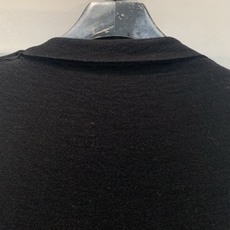 新款🆕 原版开发 Loew*早秋新款时髦百搭一字肩黑色针织衫,100%纯羊毛,软糯亲肤又透气,春夏穿超舒 新款🆕 原版开发 Loew*早秋新款时髦百搭一字肩黑色针织衫,100%纯羊毛,软糯亲肤又透气,春夏穿超舒