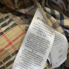 新款🆕 原版开发 Bur*春夏新款时髦复古经典格纹阔腿裤,采用标志性Vintage格纹,英伦复古氛围感满 新款🆕 原版开发 Bur*春夏新款时髦复古经典格纹阔腿裤,采用标志性Vintage格纹,英伦复古氛围感满