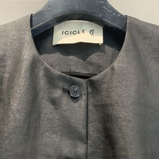 新款🆕 ICICLE之禾香云纱马甲,采用非遗真丝莨绸面料,黑色超有质感!单排扣+圆领无袖设计,简约利落, 新款🆕 ICICLE之禾香云纱马甲,采用非遗真丝莨绸面料,黑色超有质感!单排扣+圆领无袖设计,简约利落,