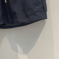 新款🔥出货啦📢 原版开发 Prad*春夏新款时髦百搭大口袋抽绳工装短裤,宽松直筒设计,轻薄透气面料超适合 新款🔥出货啦📢 原版开发 Prad*春夏新款时髦百搭大口袋抽绳工装短裤,宽松直筒设计,轻薄透气面料超适合