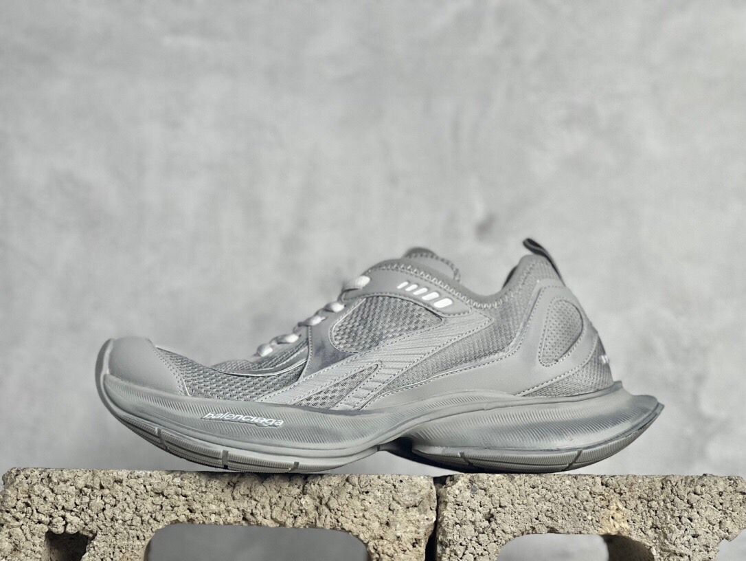 Balenciaga Circuit Sneakers